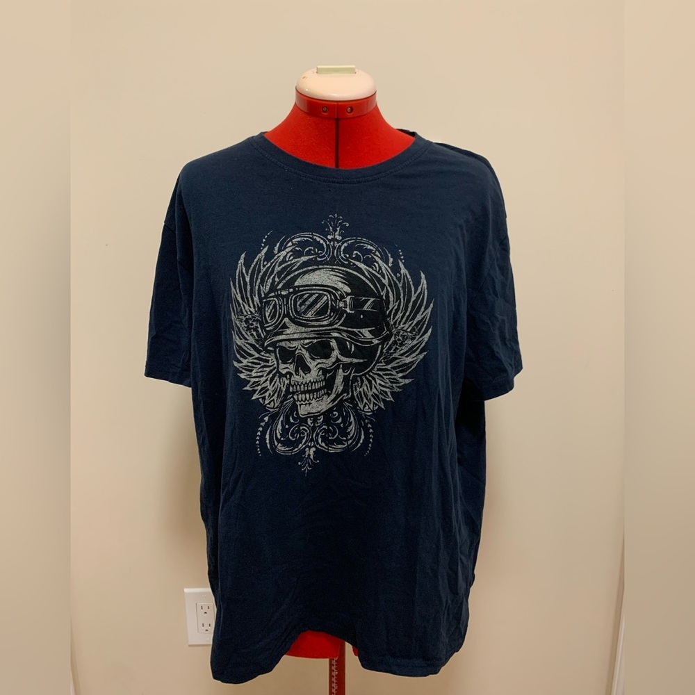 Action Apparel Skull Short Sleeve Top